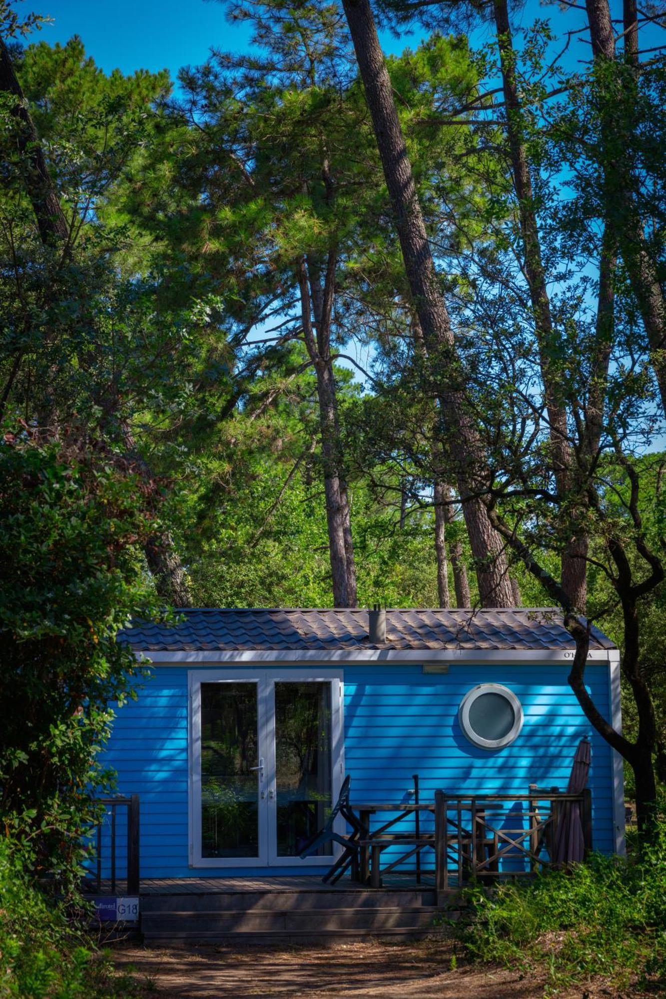 Camping La Sousta**** Remoulins Eksteriør bilde