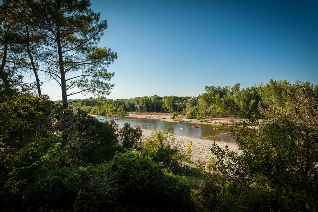 Camping La Sousta**** Remoulins Eksteriør bilde