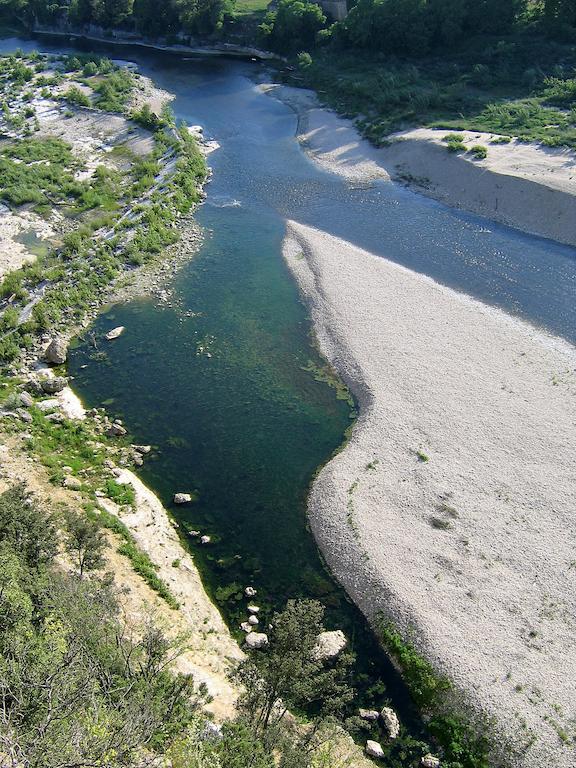 Camping La Sousta**** Remoulins Eksteriør bilde