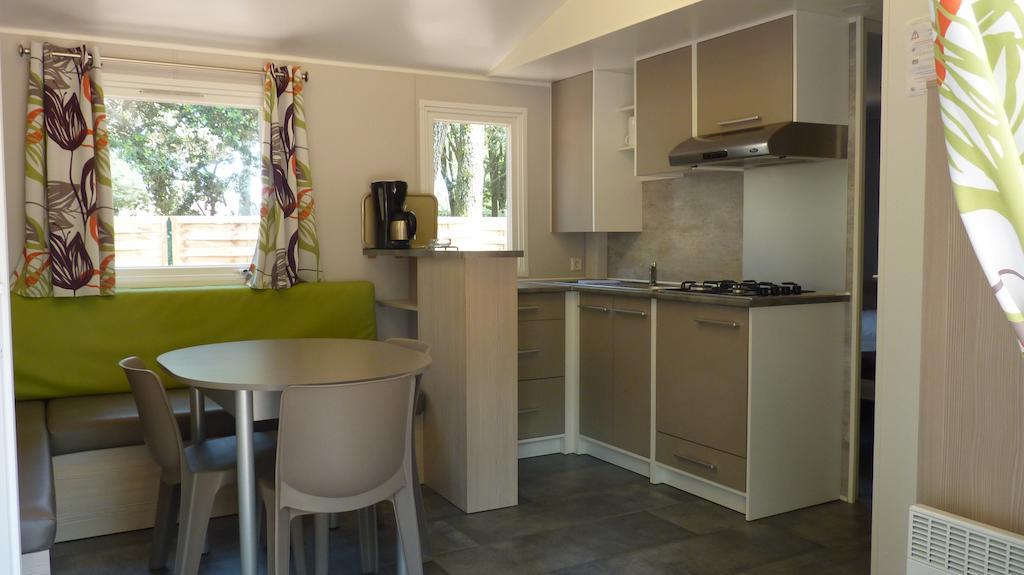 Camping La Sousta**** Remoulins Rom bilde